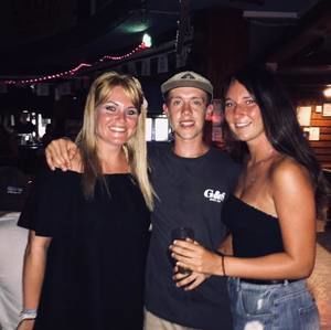 Meet your Posher, Amelie